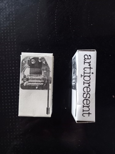 Spieluhr mit handkurbel - mit, lili