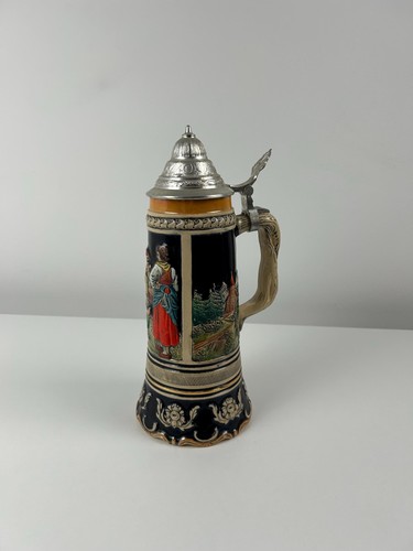 Bierkrug mit spieluhr auf - bierkrug,