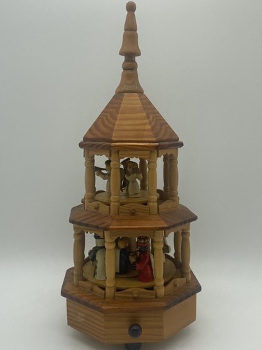 Weihnachtspyramide spieluhr - weihnachtspyramide,